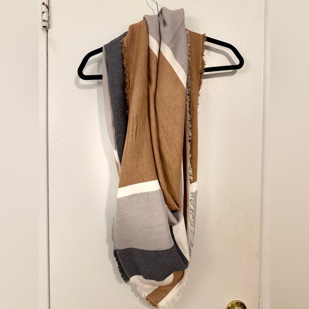Ann Taylor Scarf in Neutral Tones